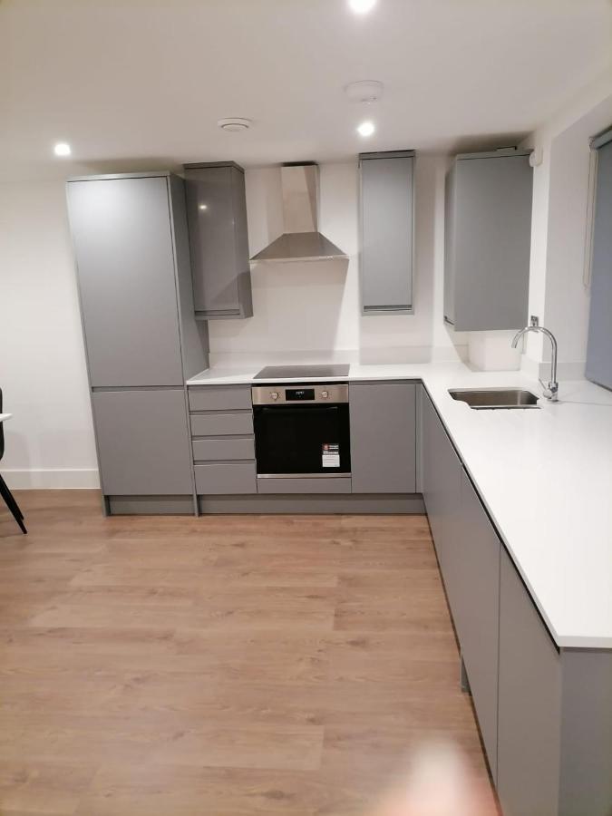 Stunning Rooms By Nine Elms Station ลอนดอน ภายนอก รูปภาพ