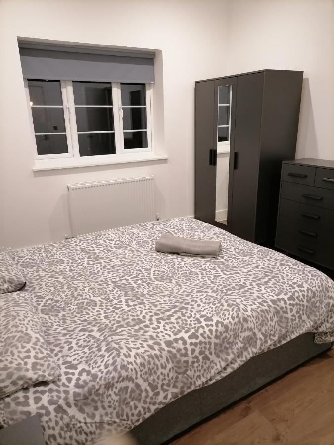 Stunning Rooms By Nine Elms Station ลอนดอน ภายนอก รูปภาพ