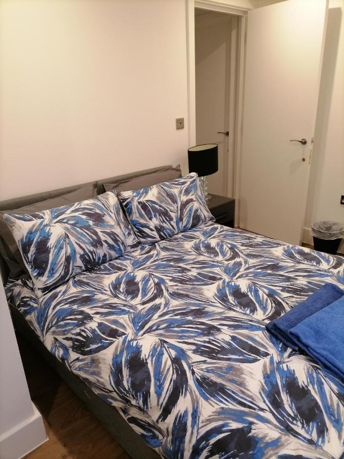 Stunning Rooms By Nine Elms Station ลอนดอน ภายนอก รูปภาพ