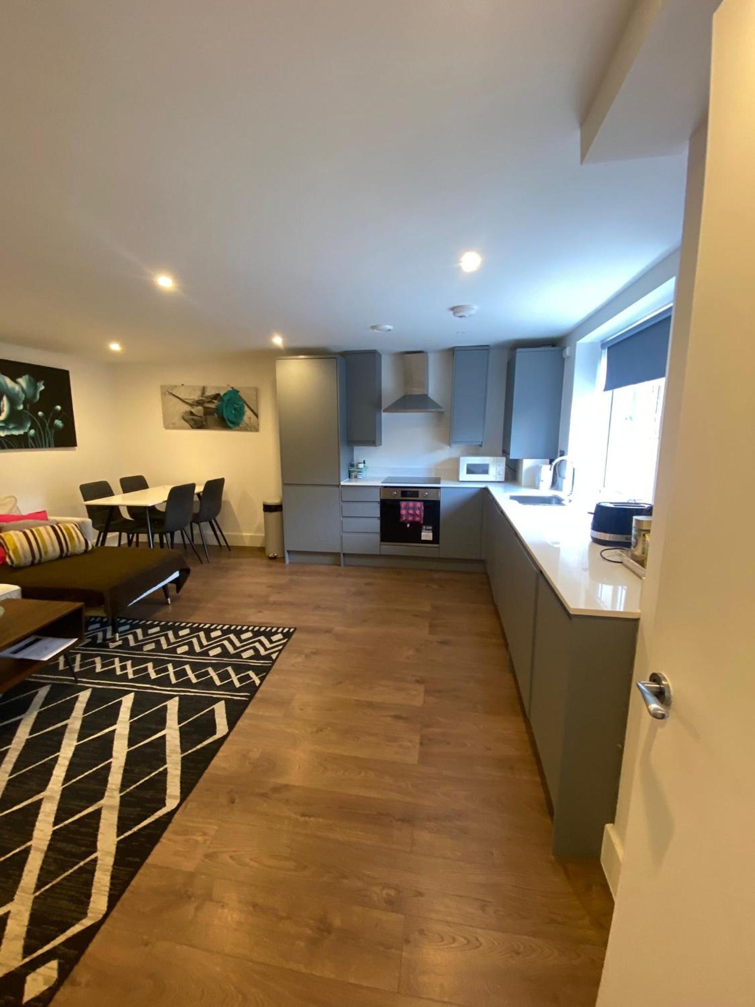 Stunning Rooms By Nine Elms Station ลอนดอน ภายนอก รูปภาพ